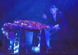 Andrew Van Buren Levitation illusion